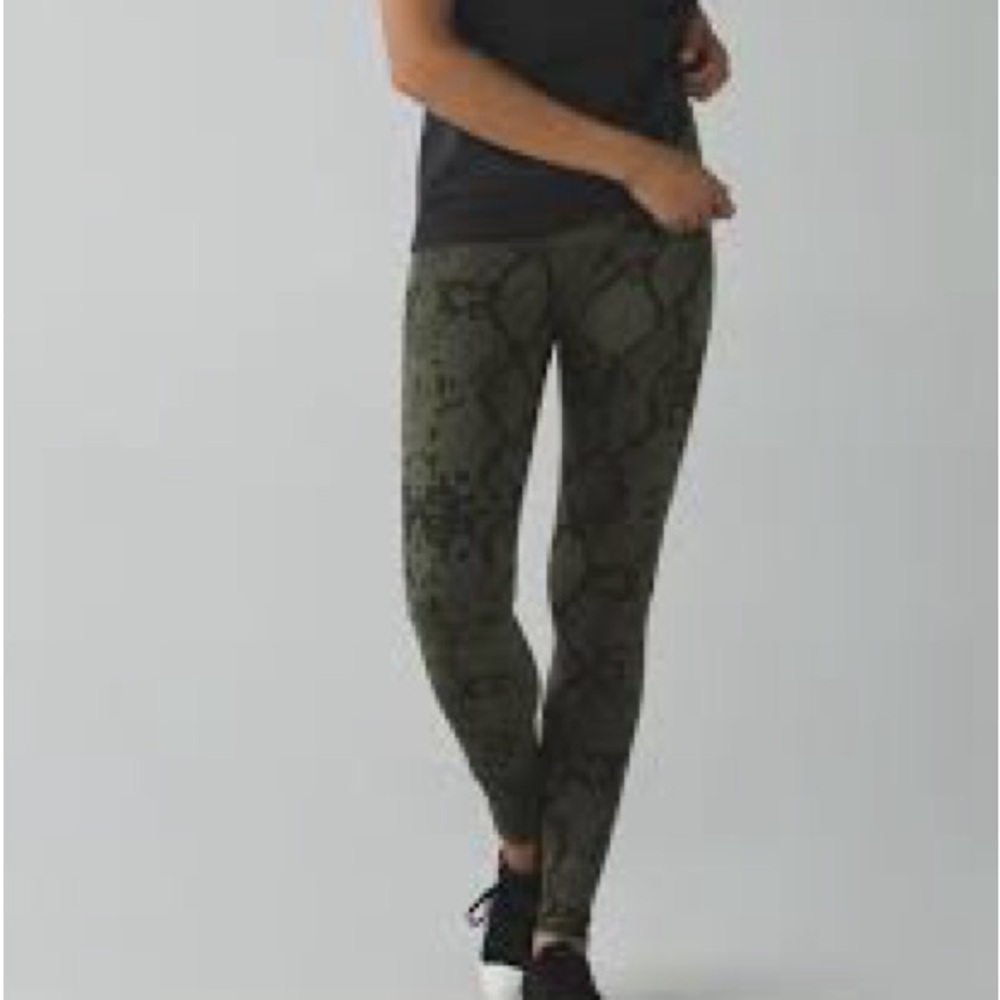 Lululemon Jet Crop Slim Pants - Size 12 - Picture 16 of 16